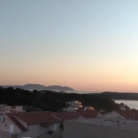Loris * Hvar Town