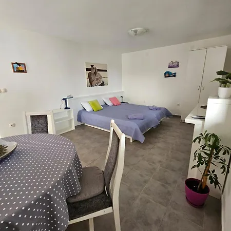 Loris Apartment Hvar Town